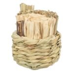 Trixie Mand Gras Met Hooi / Maisbladeren / Houten Stokjes 9X9X9 Cm